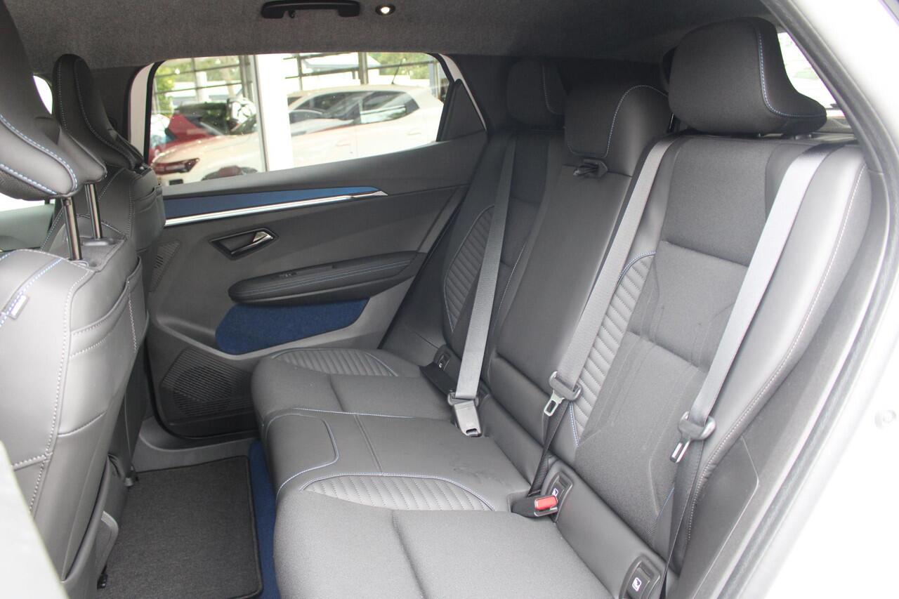 Renault SCENIC E-Tech EV87 long range esprit Alpine | Stoelverwarming en Stuurwielverwarming | Dodehoek detectie | Automaat | 360 Graden Camera | Demo 01-26 Leverbaar