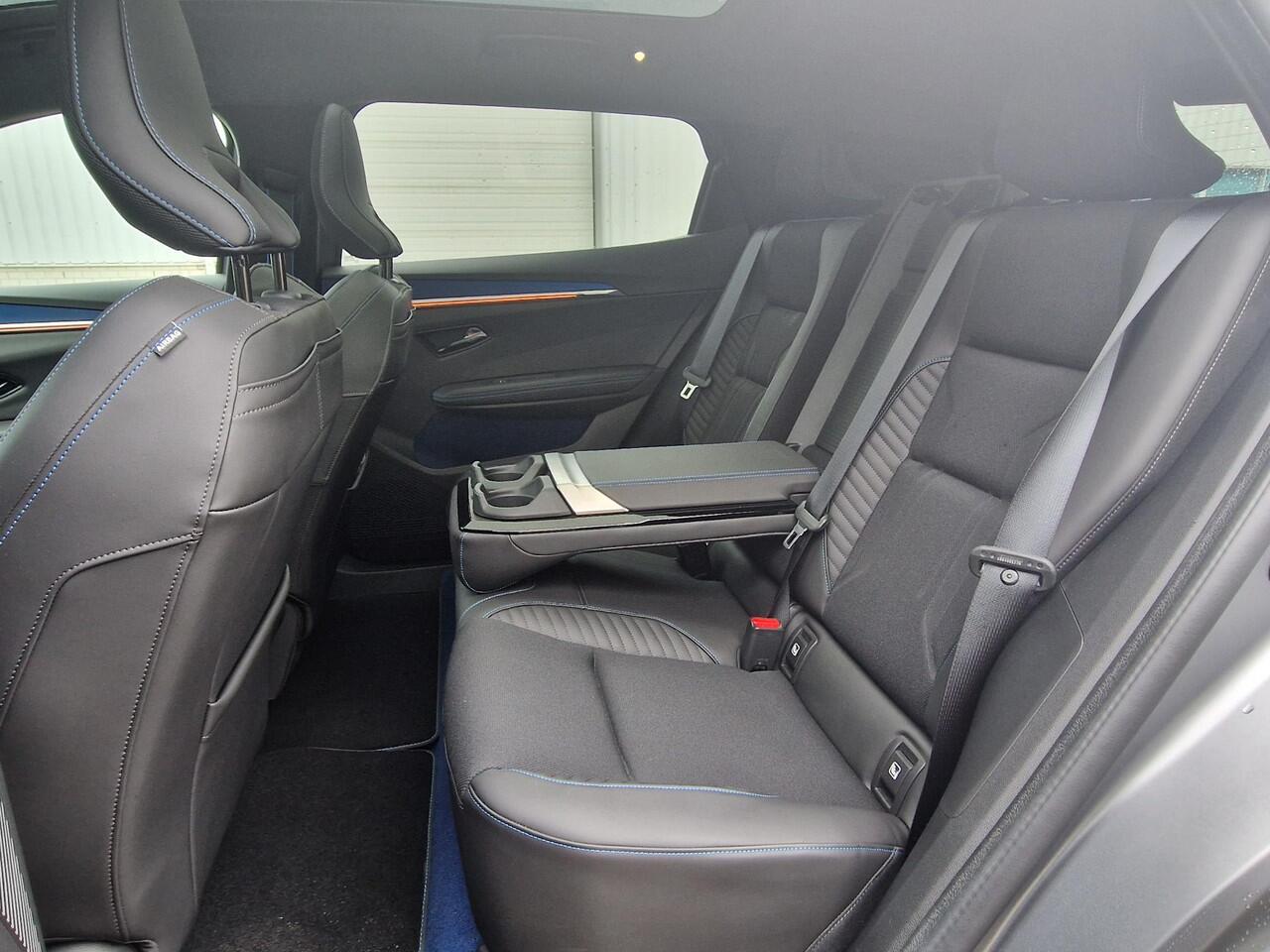 Renault SCENIC E-Tech EV87 long range esprit Alpine / Solarbay Panoramadak / Harman Kardon / Adaptief Cruise Control / Elektrische Achterklep / Stoel & Stuurverwarming / Google Navigatie / Warmtepomp /