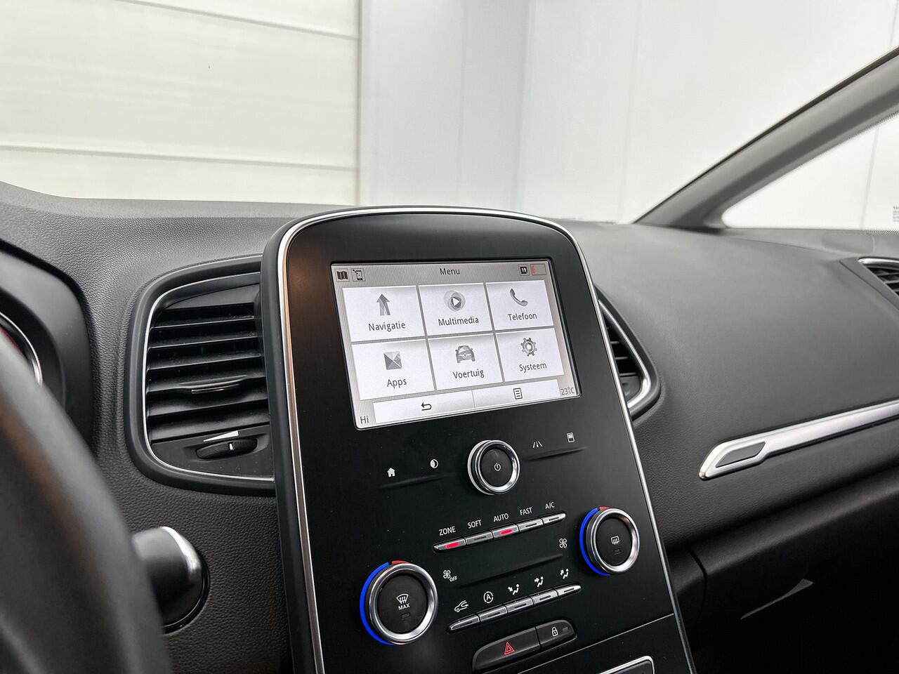 Renault SCENIC 1.3 TCe Limited Direct leverbaar! Dakkoffer voor opvouwbare rolstoel (chairtopper) en linker gaspedaal