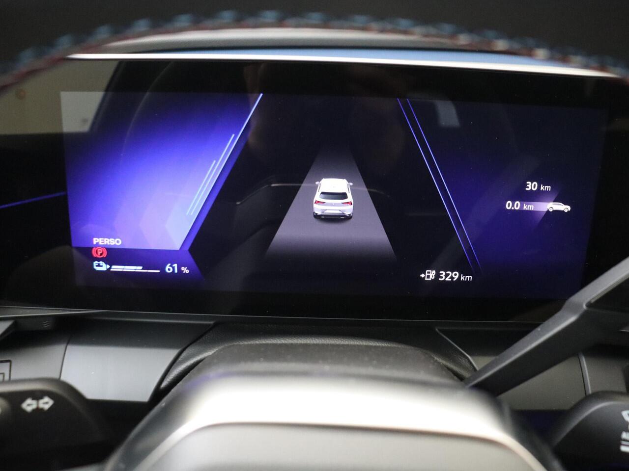 Renault SCENIC E-Tech EV87 long range esprit Alpine | Solarbay Panoramadak | Pack Advanced Driving Assist & Augmented Vision | Adaptieve Cruise Control | Stoel- en Stuurwielverwarming | 20" LMV 'Speedway' | Elektrische Achterklep | Sportstoelen