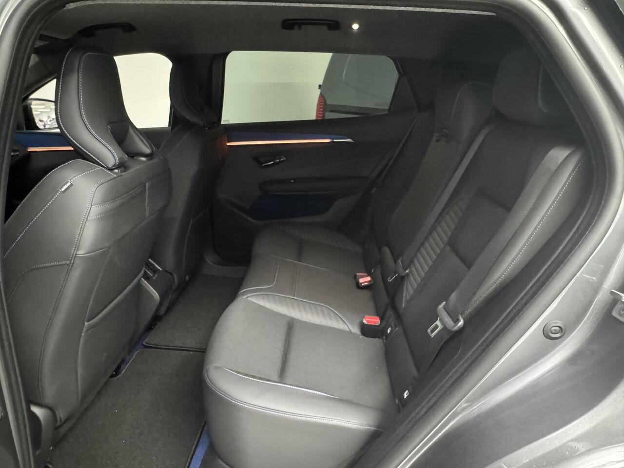 Renault SCENIC E-Tech EV87 Long Range Esprit Alpine | Demo 04-26 leverbaar | Navigatie | 360 Camera | Cruise control adaptief | Stoel + Stuurverwarming | Warmtepomp |