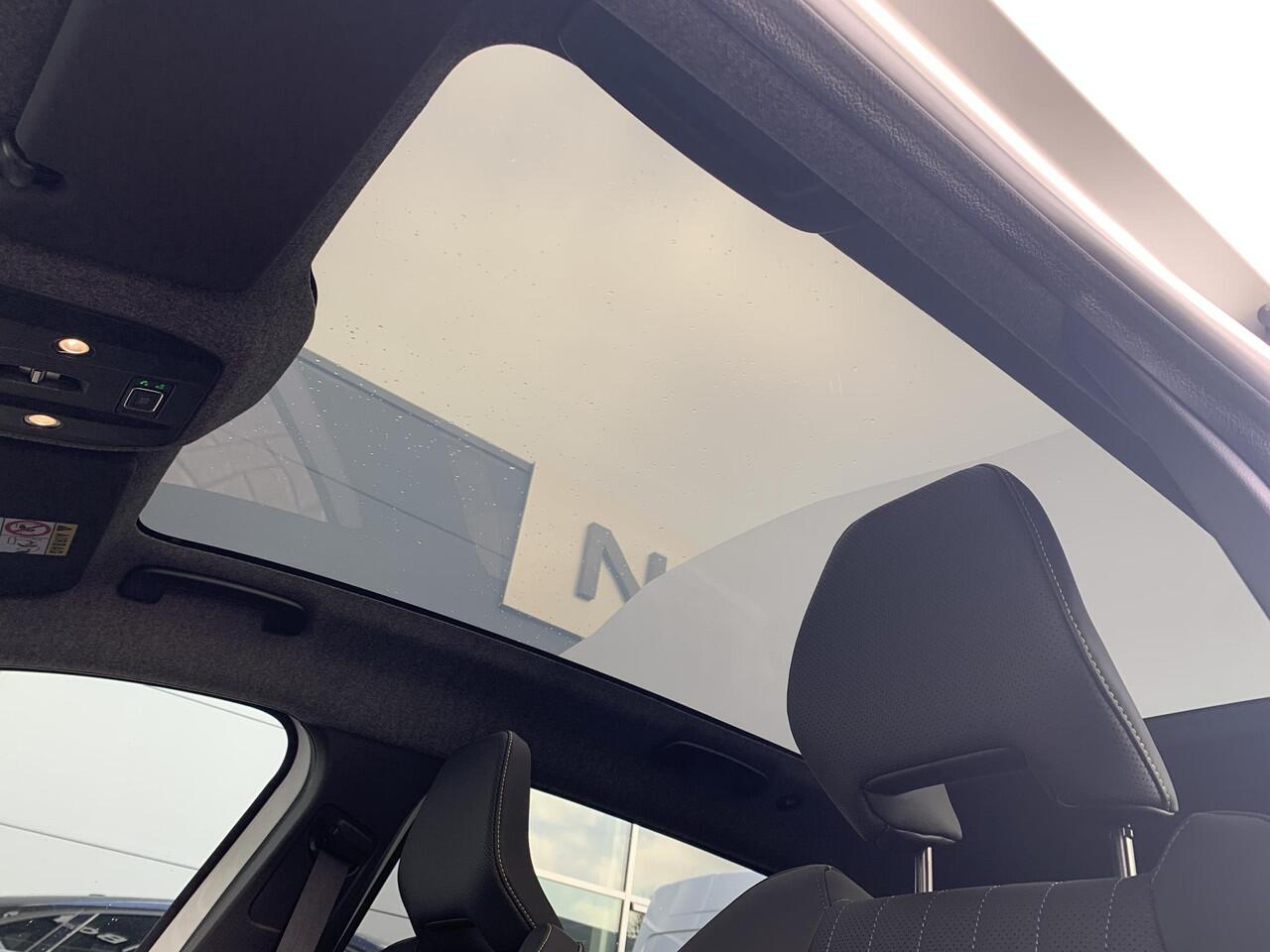 Renault SCENIC E-Tech Iconic 220 pk Long Range | Solarbay Panoramisch Dak | Pack Comfort Premium | Harman Kardon Audio