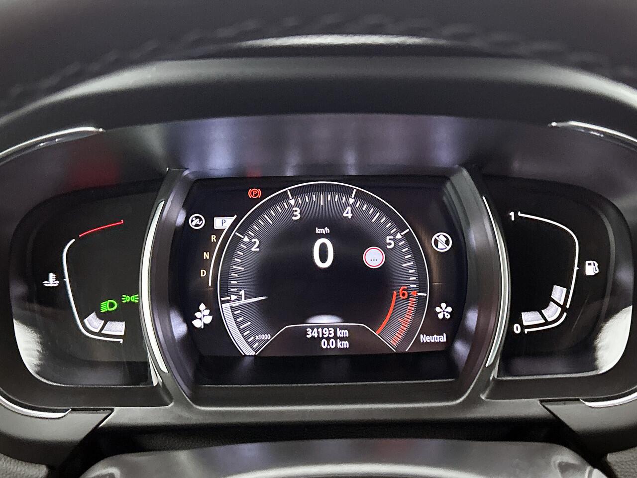 Renault SCENIC 1.3 TCe Black Edition Camera, Stoelverwarming, Carplay