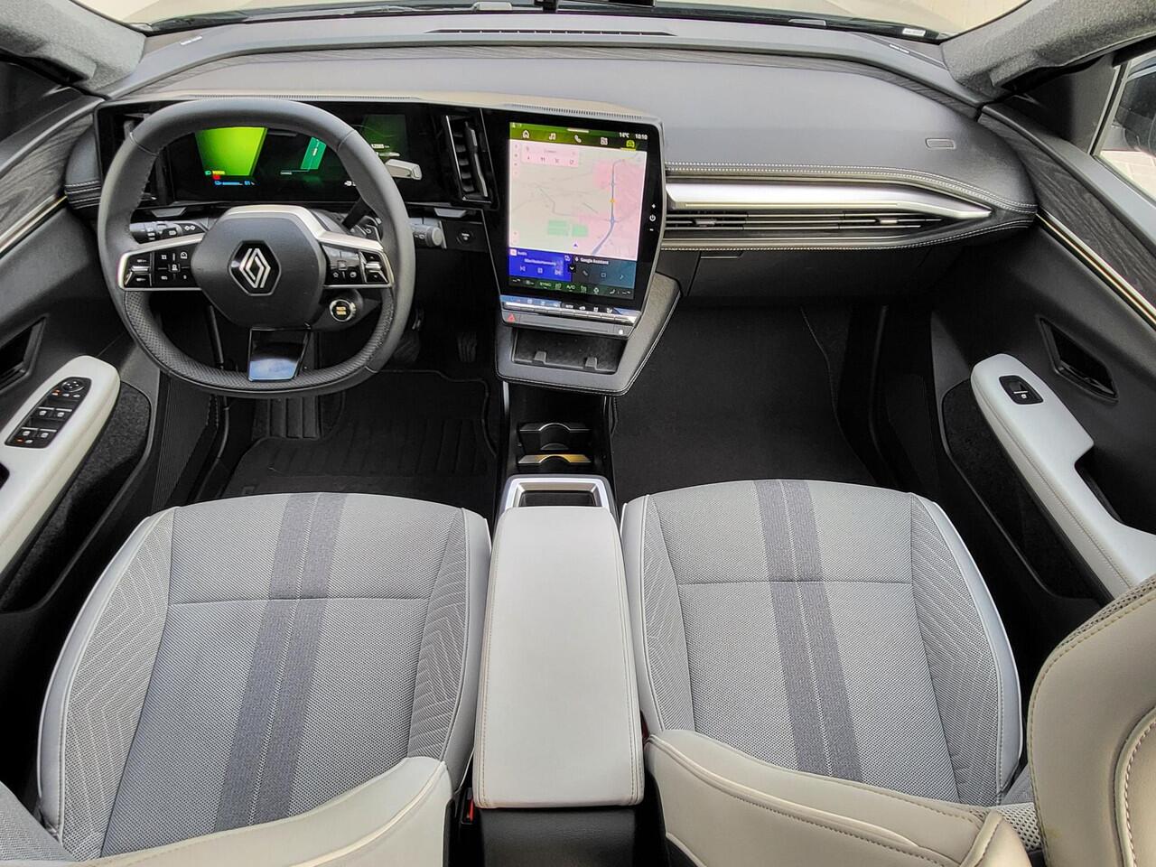 Renault SCENIC E-Tech EV87 long range iconic Automaat / Pack Augmented Vision / Solarbay panoramadak /Harman Kardon Audio / Navigatie / Apple Carplay / Android Auto /