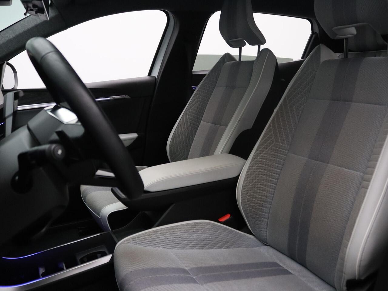 Renault SCENIC E-Tech EV87 220pk long range iconic Harman Kardon | 360° Camera | Adapt. cruise | Navi | Stoel-stuurverwarming