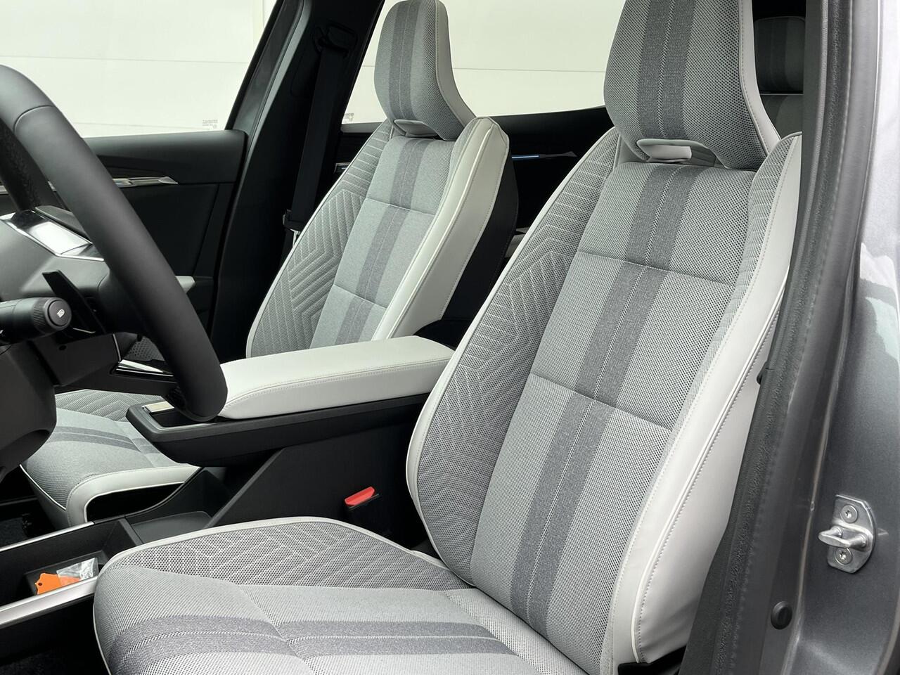 Renault SCENIC E-Tech EV87 long range iconic | 360 graden camera | Smart rear view mirror | Harman Kardon