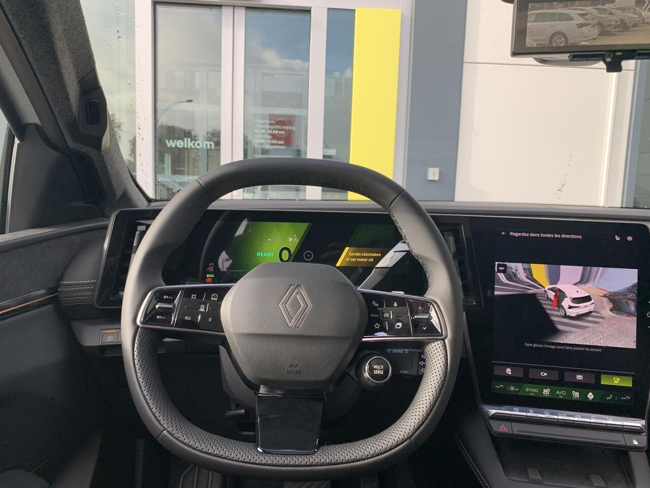 Renault SCENIC E-Tech Iconic 220 pk Long Range | Solarbay Panoramisch Dak | Pack Comfort Premium | Harman Kardon Audio