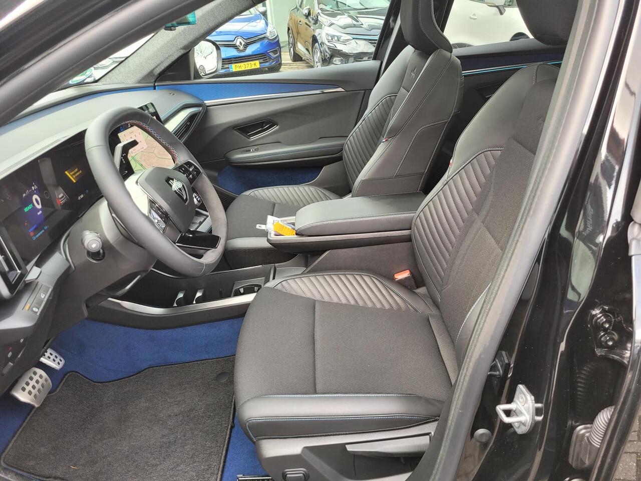 Renault SCENIC E-Tech EV87 long range esprit Alpine | Camera | Winterpack | Digitale Binnenspiegel