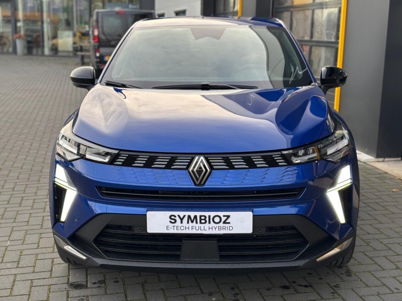 Renault Symbioz Techno Full Hybrid E-Tech 160 Pack driving en Comfort