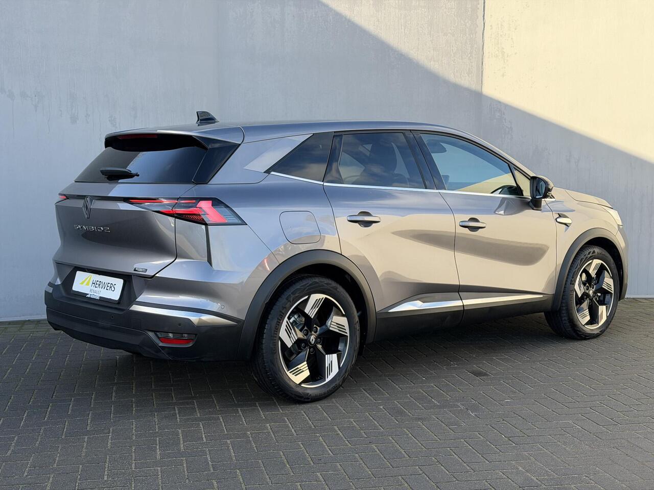 Renault Symbioz 1.6 E-Tech full hybrid 145 techno / Fabrieksgarantie tot 04-2027 / Adaptieve Cruise / Camera / Navigatie / Elektr. Achterklep / Dodehoek Detectie / Apple Carplay & Android Auto /