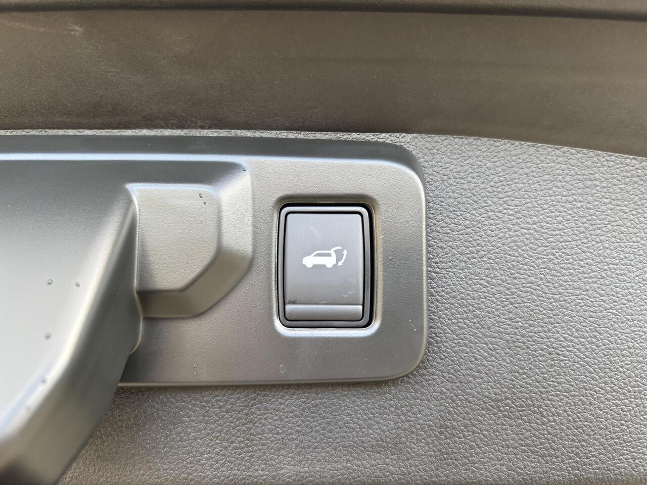 Renault Symbioz 1.6 E-Tech full hybrid 145 iconic | Panoramadak | 360 Camera |