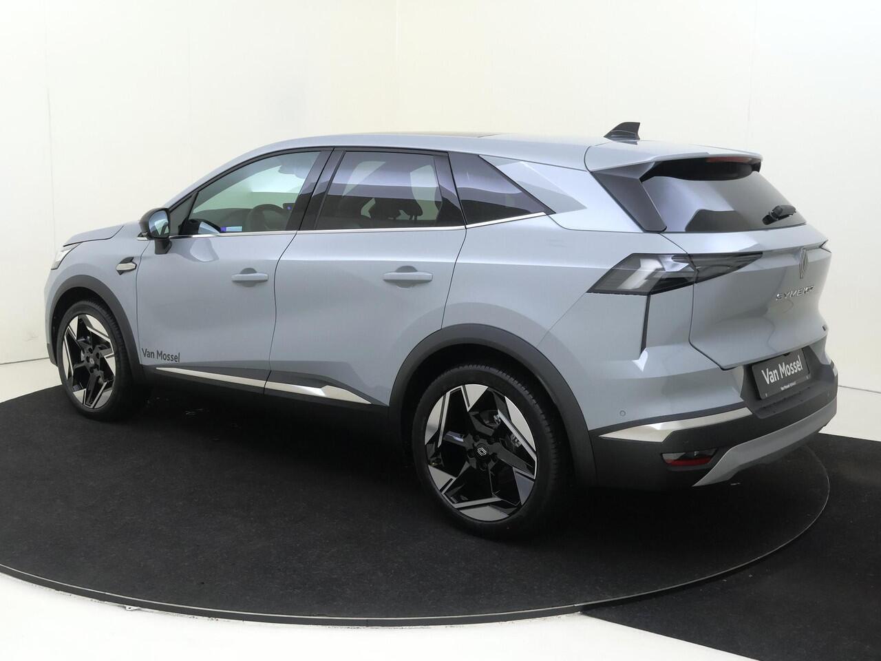 Renault Symbioz 1.8 E-Tech full hybrid 160 iconic | Stoelverwarming | 360 graden camera | Panorama dak