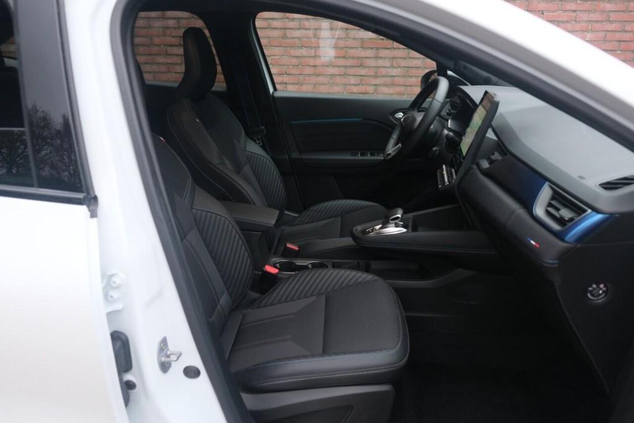 Renault Symbioz 1.6 E-Tech full hybrid 145 esprit Alpine | Navi | App Connect | Climate | Adaptive Cruise | Camera | PDC | Winter Pakket