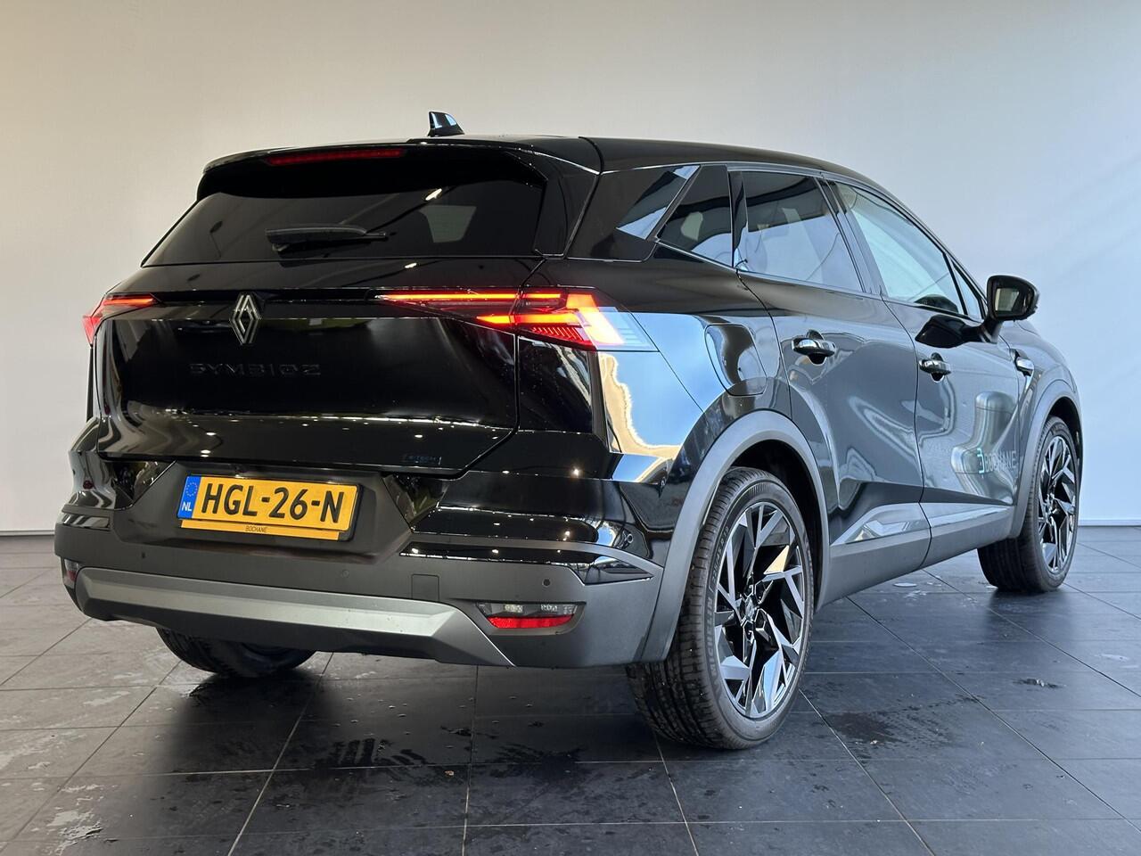 Renault Symbioz 1.6 E-Tech full hybrid 145 esprit Alpine 360 CAMERA | H&K AUDIOSYSTEEM | PACK WINTER | PACK ADVANCED DRIVING | DEMO