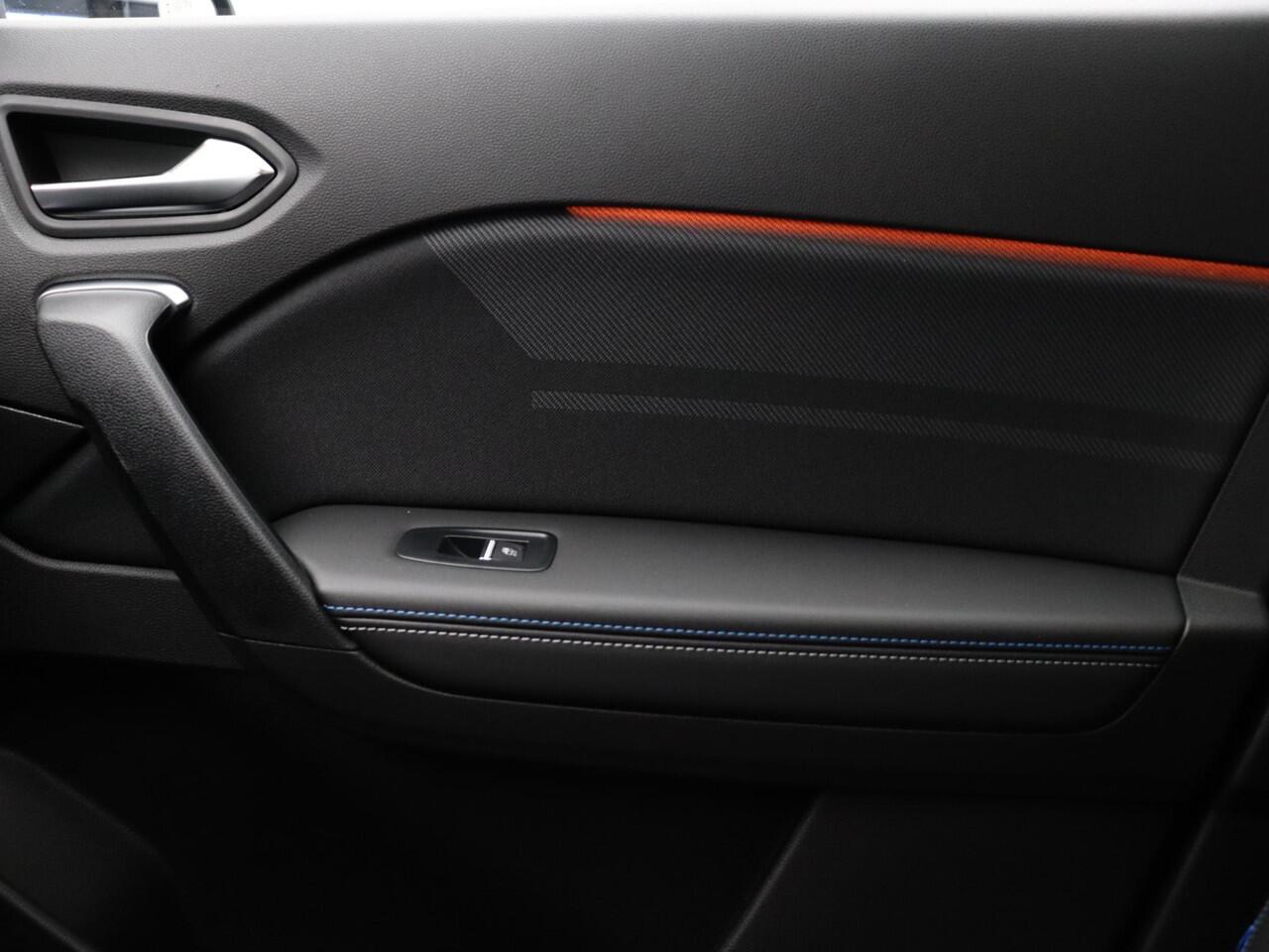 Renault Symbioz E-Tech full hybrid 160pk esprit Alpine | Active driver assist | Voorruitverwarming | Stoel- en stuurwielverwarming | Elek. bedienbare achterklep |