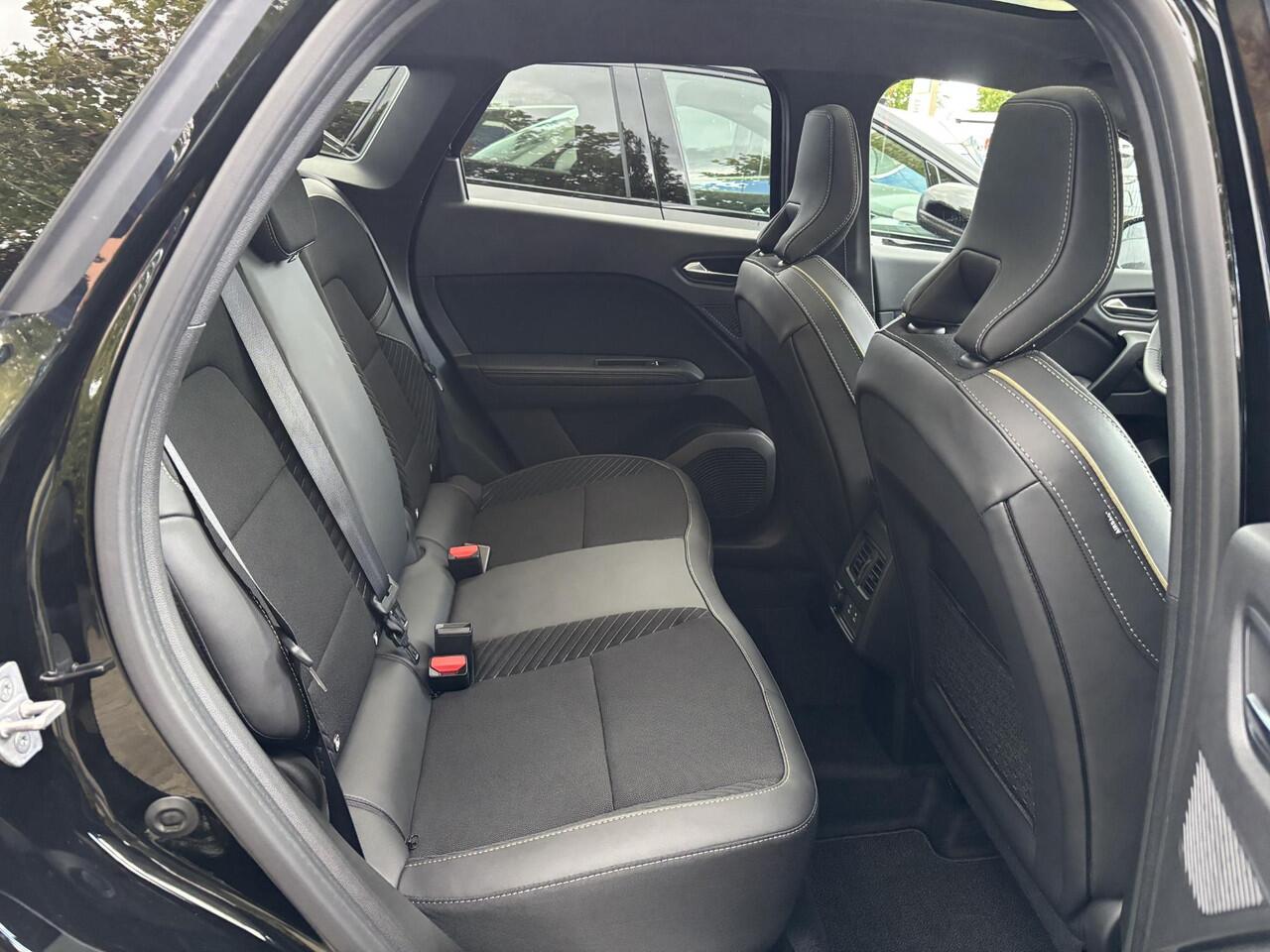 Renault Symbioz 1.6 E-Tech full hybrid 145 iconic | Panoramadak | 360 Camera |