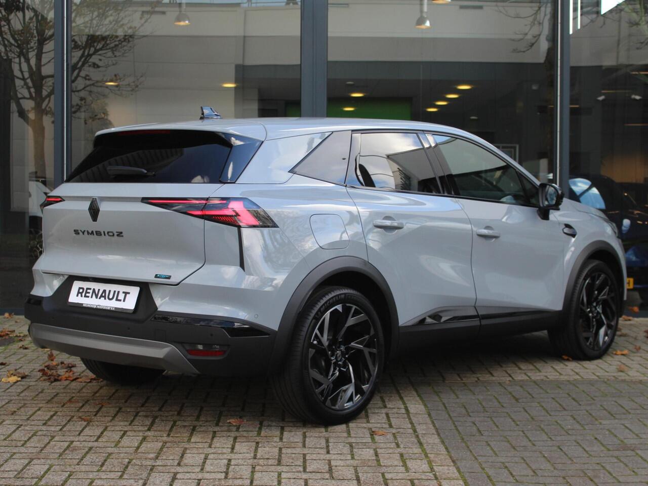 Renault Symbioz 1.8 E-Tech Full Hybrid 160 esprit Alpine AUTOMAAT / NIEUW / 10,4'' NAVI / 10,25'' DASHBOARD / 360° CAMERA / PDC 360 / ADAPT. CRUISE / STUURV. / BLINDSPOT / E.L. KLEP / PRIVACY GLASS / DAB / APPLE CARPLAY / ANDROID AUTO / 19'' LMV