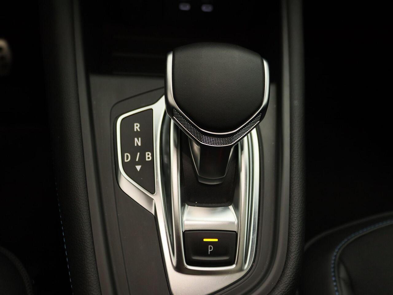 Renault Symbioz E-Tech hybrid 145 esprit Alpine | Apple Carplay & Android Auto | Solarbay Panoramadak | Lichtmetalen Velgen 19' Inch | Navigatie | Premium Herman Kardon | Adaptive Cruise Control |