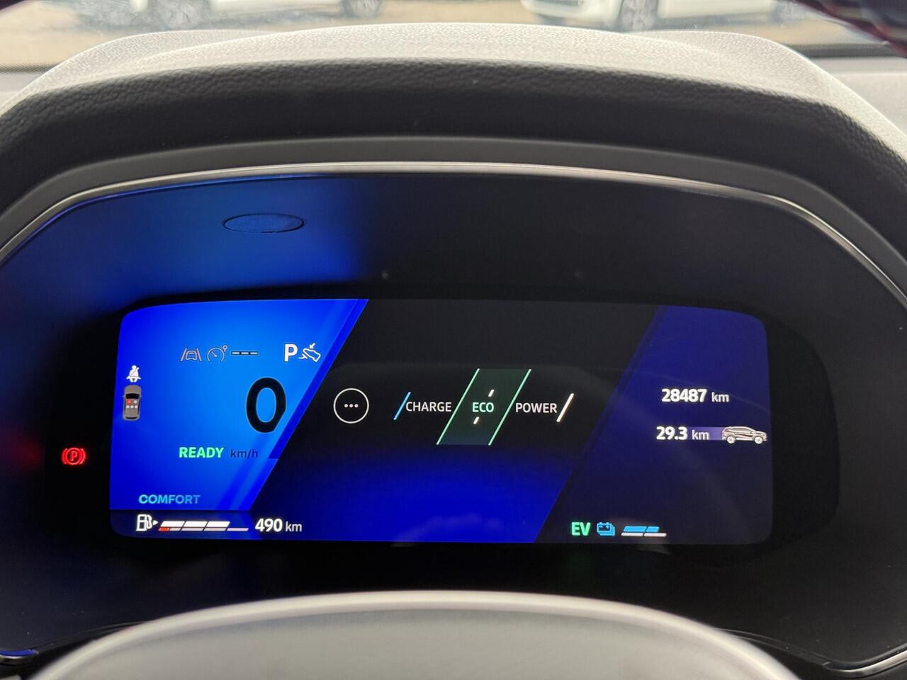 Renault Symbioz 1.6 E-Tech full hybrid 145 esprit Alpine | Pack Winter | Elektrische voorstoelen | Google maps navigatie | Achteruitrijcamera | DAB | Climate Control | Key-less |