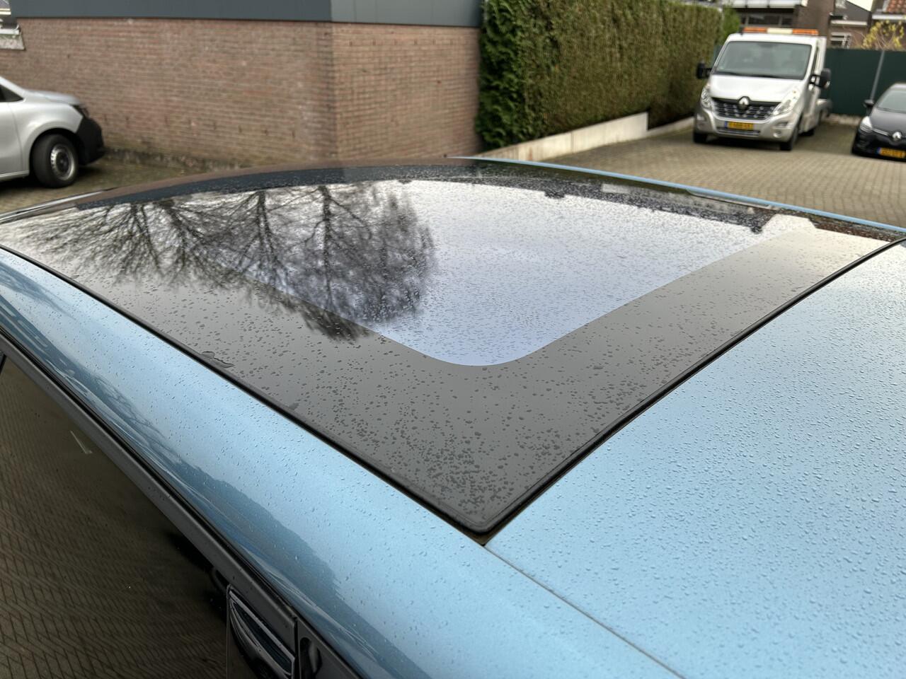 Renault Symbioz 1.6 E-Tech full hybrid 145 iconic/Panorama Dak/ Harman Kardon audio