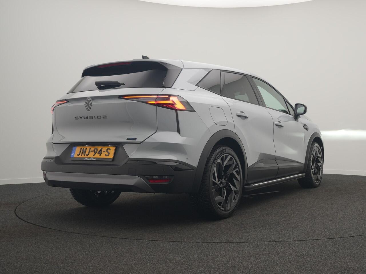 Renault Symbioz 1.8 E-Tech full hybrid 160 esprit Alpine - Sidesteps - Demo -
