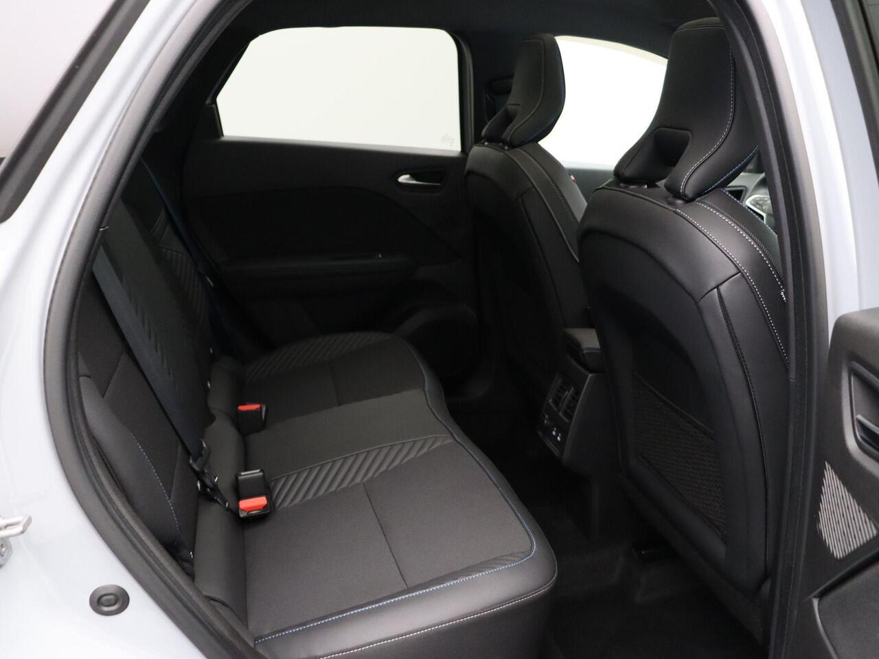 Renault Symbioz 1.6 E-Tech full hybrid 145 esprit Alpine | Elektrisch verstelbare stoelen | Stoel en Stuurverwarming| Elektrische achterklep | Panoramisch dak | Rondomzicht Camera |