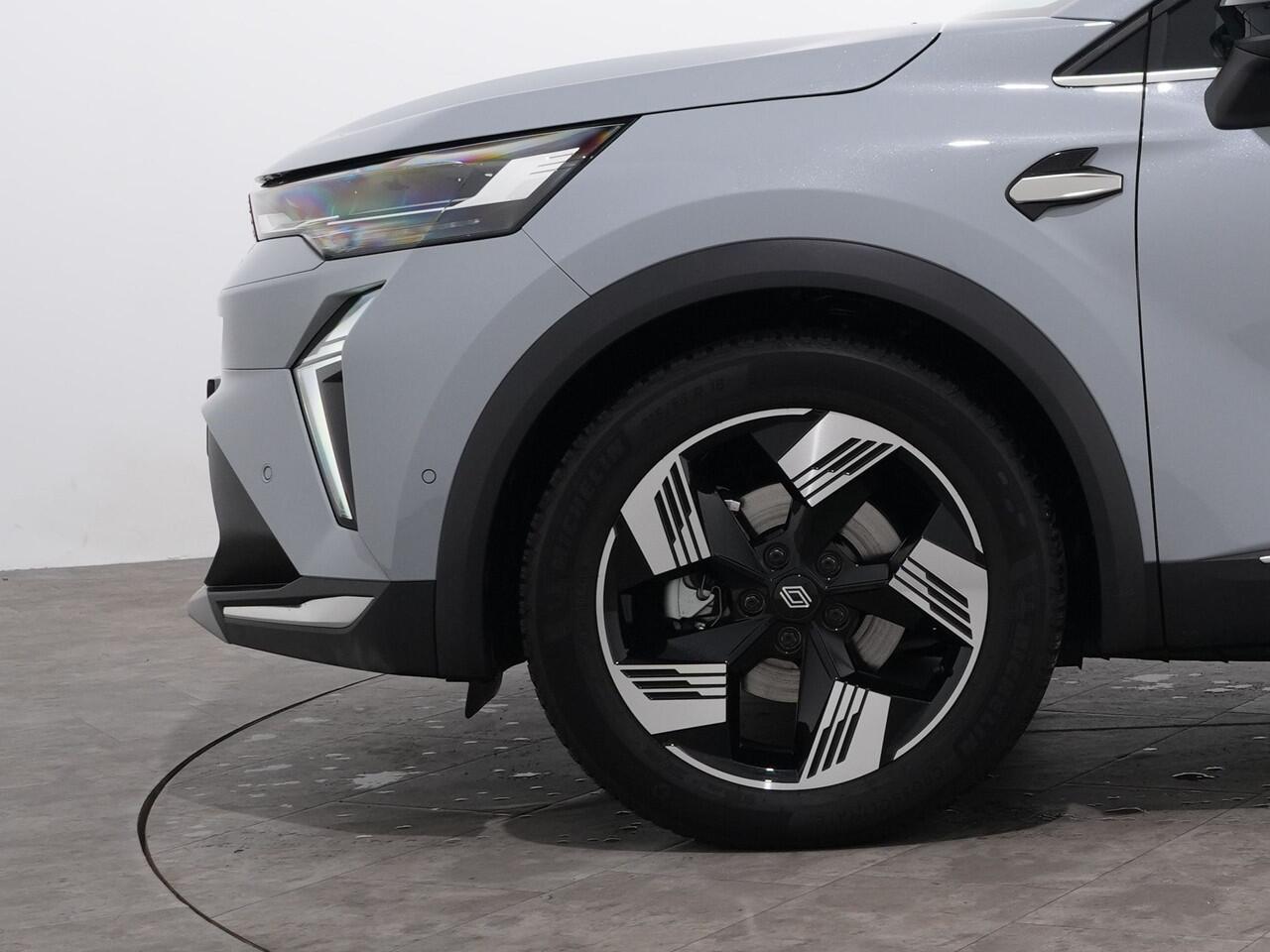 Renault Symbioz 1.6 E-TECH FULL HYBRID 145PK ICONIC | Navi | 360 camera | Winterpakket