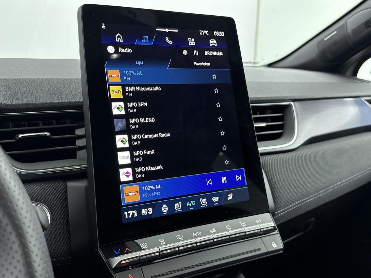 Renault Symbioz 1.6 E-Tech Hybrid Esprit Alpine 145PK | Adaptive Cruise Control | Elektrische Achterklep | Elektrisch Verstelbare Voorstoelen | Harman Kardon | Stoel- Stuur- en Voorruitverwarming | Google Navigatie | Apple Carplay / Android Auto