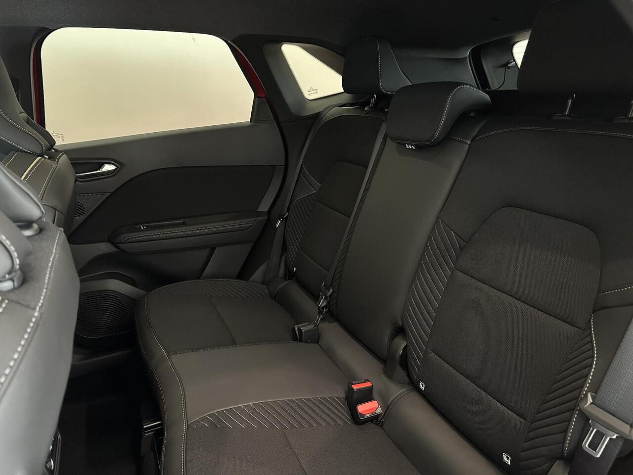 Renault Symbioz 1.8 E-Tech Full Hybrid 160 Iconic | Pack Light & Sound | Van: ¤ 43.638,- nu rijklaar voor: ¤ 41.638,-