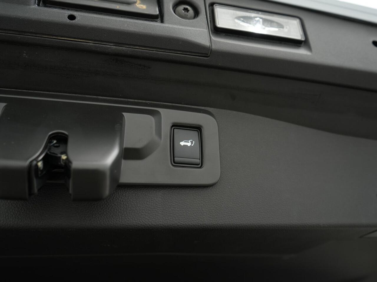 Renault Symbioz 1.6 E-TECH FULL HYBRID 145PK ICONIC | Navi | 360 camera | Winterpakket