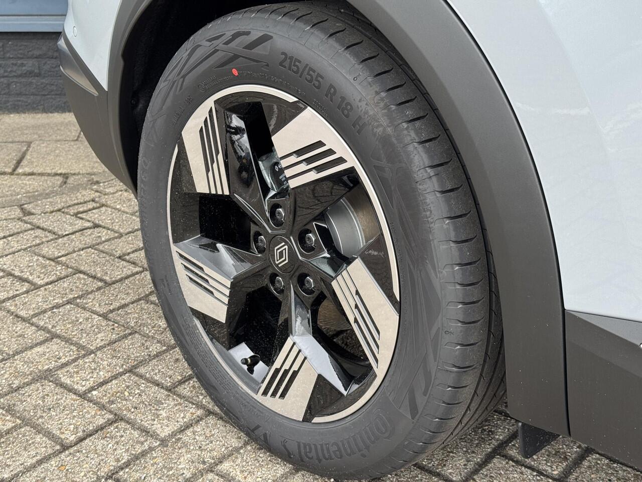 Renault Symbioz 1.8 E-Tech full hybrid 160 techno / STOELVERWARMING / NAVIGATIE / CLIMATE CONTROLE /