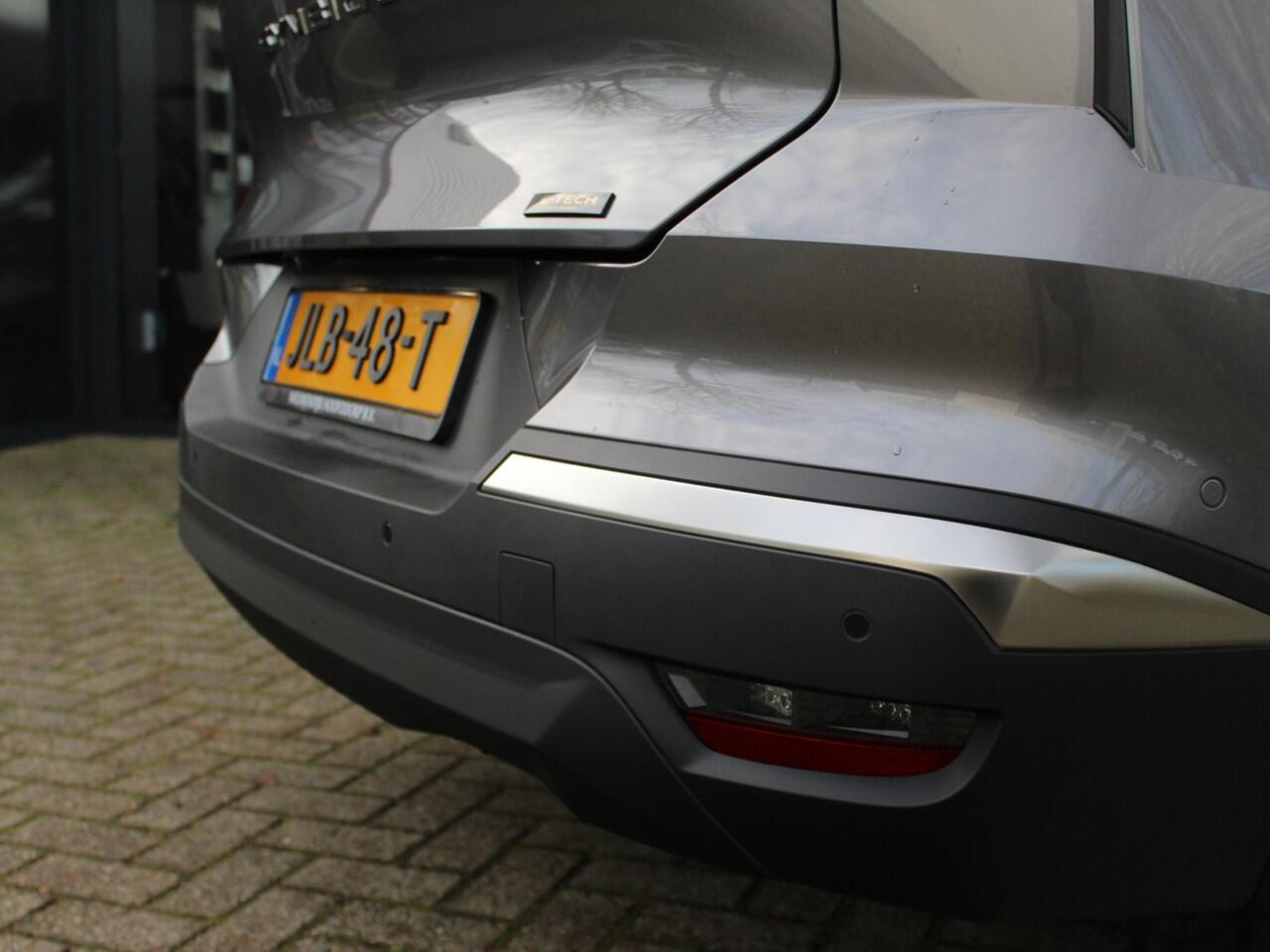 Renault Symbioz 1.6 E-Tech Full Hybrid 145 Techno AUTOMAAT / 10,4'' NAVI / 10,25'' DASHBOARD / PACK WINTER / PDC 360 / PRIVACY GLASS / DAB / APPLE CARPLAY / ANDROID AUTO / 18'' LMV