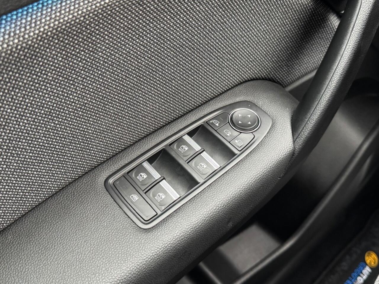 Renault Symbioz 1.6 E-Tech Full Hybrid 145 Techno - Navi - camera - stoel/stuur verw.