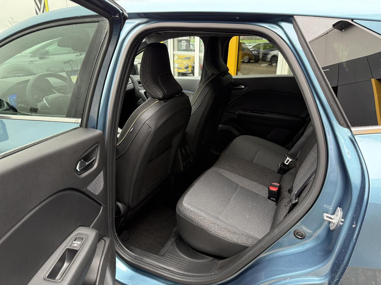 Renault Symbioz 1.8 E-Tech full hybrid 160 techno | Demo 01-02-26 Beschikbaar | Pack Driving & Comfort |