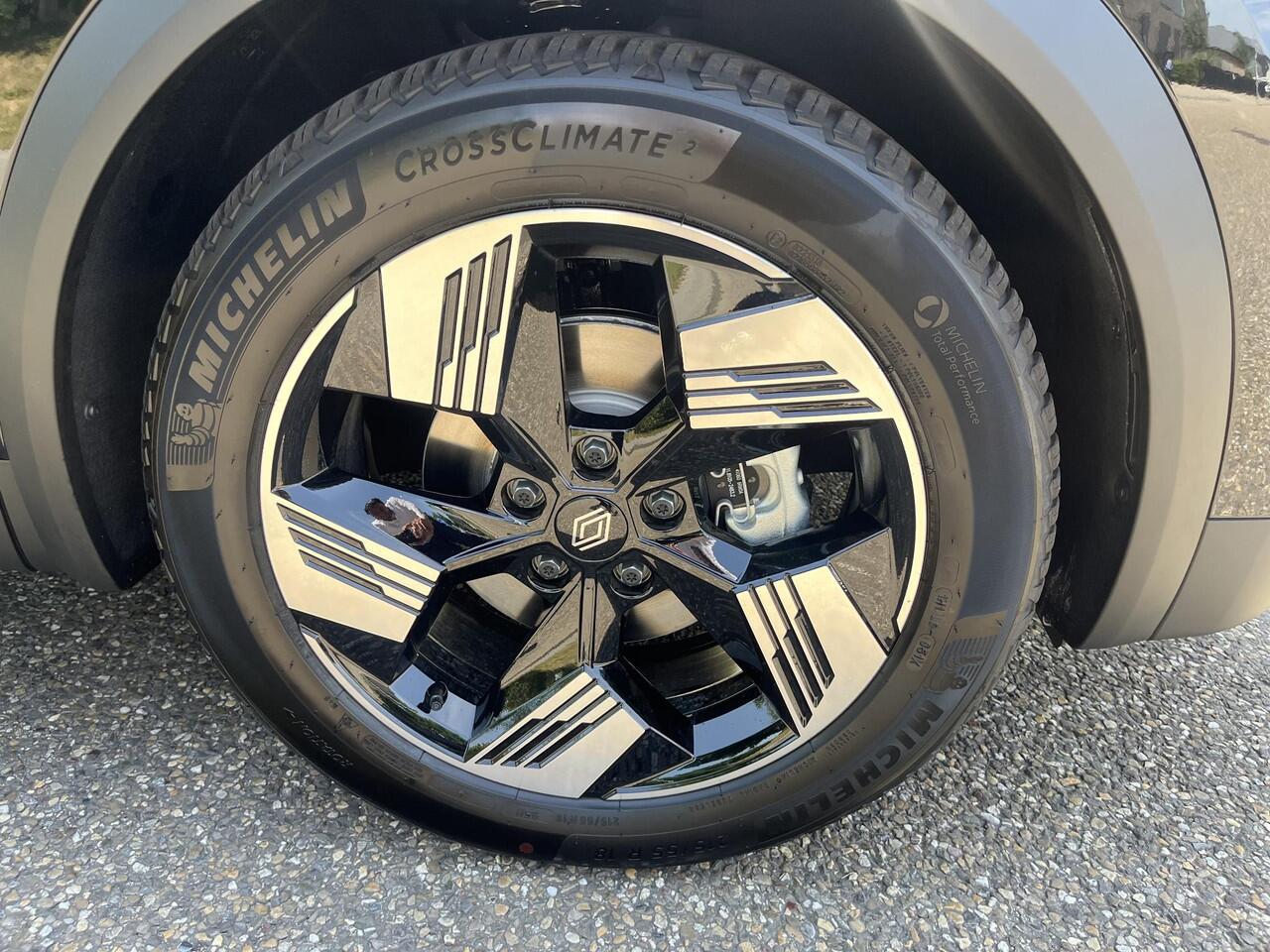 Renault Symbioz 1.8 E-Tech full hybrid 160 techno / PACK DRIVING & COMFORT / ALL SEASONBANDEN