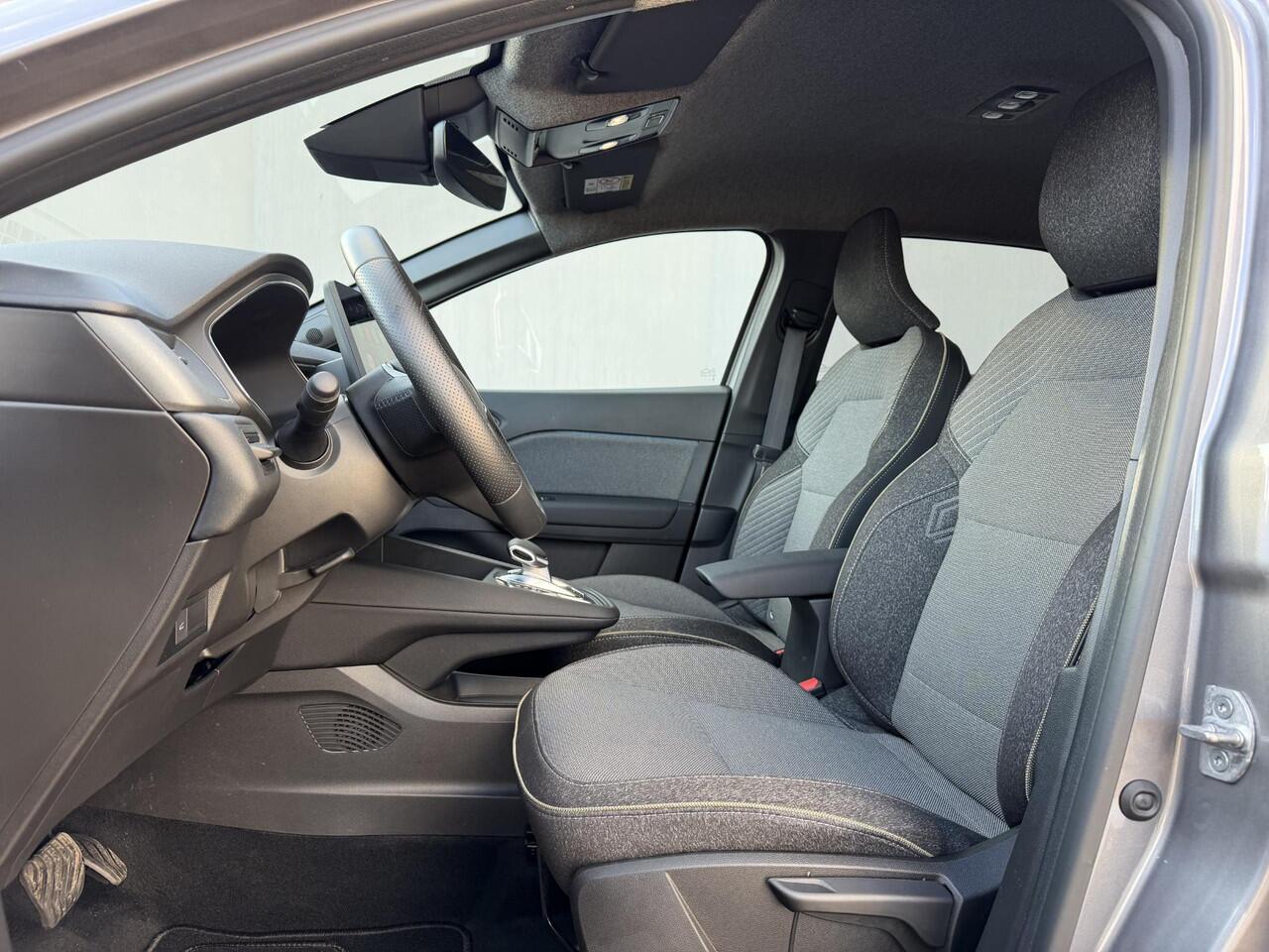 Renault Symbioz 1.6 E-Tech full hybrid 145 techno / Fabrieksgarantie tot 04-2027 / Adaptieve Cruise / Camera / Navigatie / Elektr. Achterklep / Dodehoek Detectie / Apple Carplay & Android Auto /