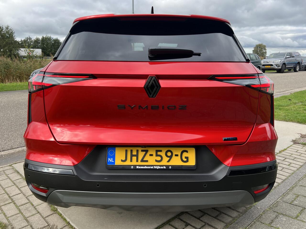 Renault Symbioz 1.6 E-Tech full hybrid 145 esprit Alpine / Elek. Stoelen / Adaptive Cruise / Winter pakket /