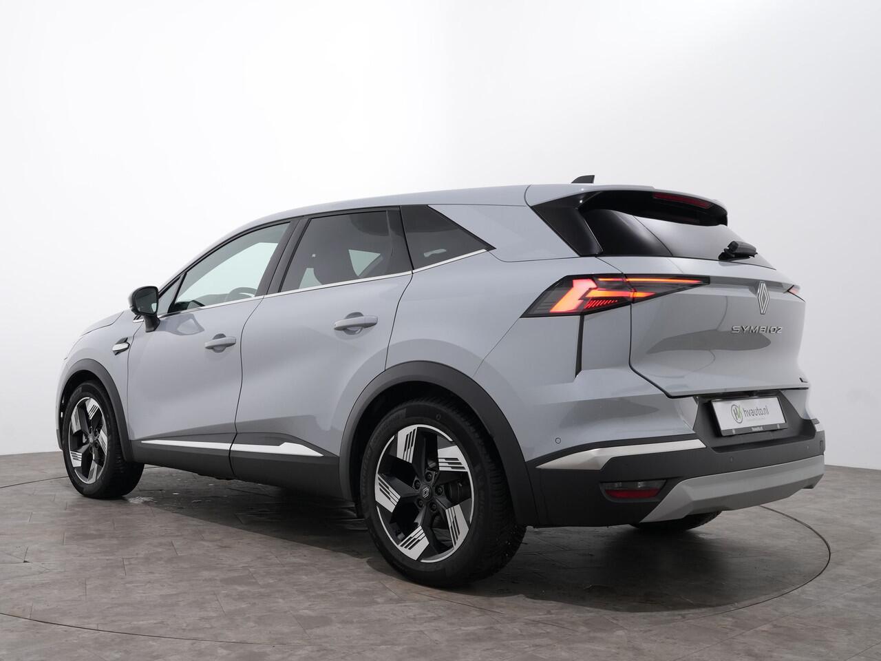 Renault Symbioz 1.6 E-TECH FULL HYBRID 145PK ICONIC | Navi | 360 camera | Winterpakket