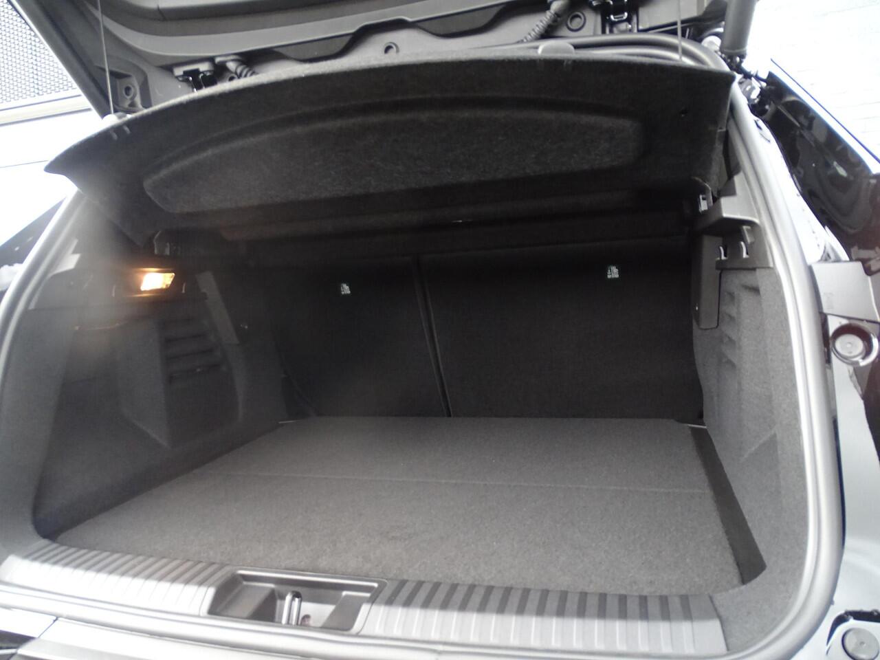 Renault Symbioz 1.8 E-Tech full hybrid 160 iconic | PACK LIGHT & SOUND | HARMAN KARDON | SOLARBAY | DEMO 02-26 Leverbaar