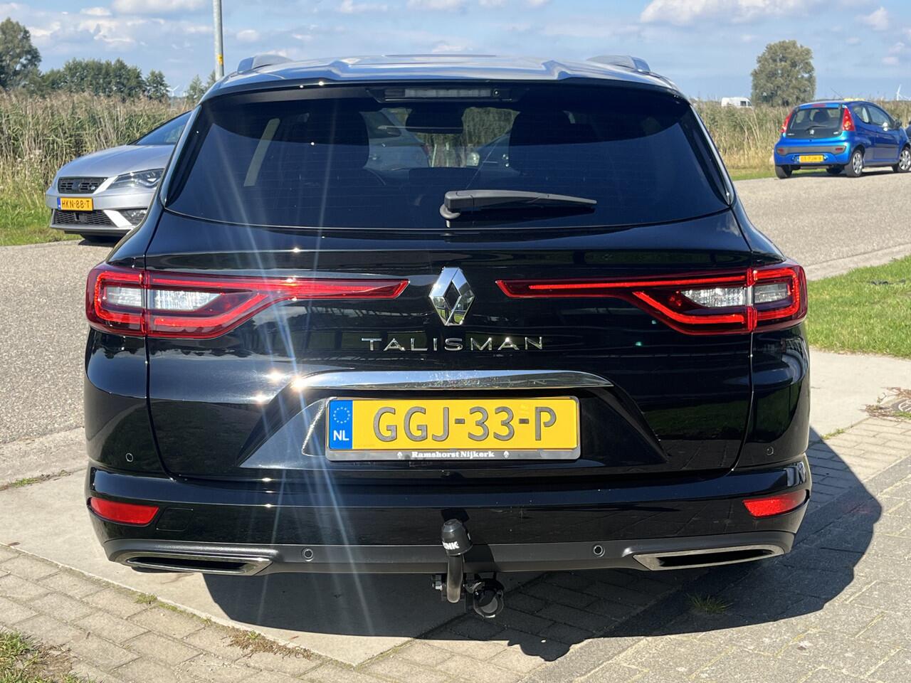 Renault TALISMAN Estate 1.3 TCe Limited / 160 PK / Automaat / Trekhaak / Keyless / Cruise / Massage / PDC A / LMV