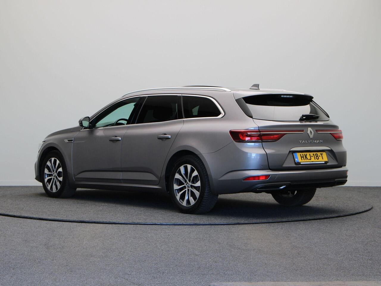 Renault TALISMAN Estate 160pk TCe Business Intens | Panorama dak | Elektrische achterklep | Achteruitrijcamera | Parkeersensoren voor en achter | Navigatie |