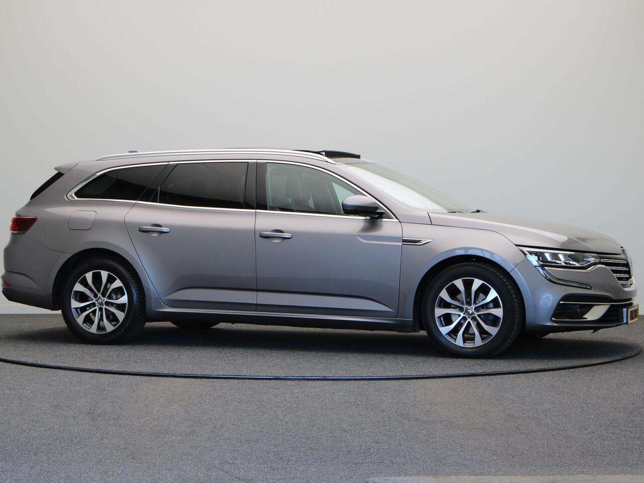Renault TALISMAN Estate 160pk TCe Business Intens | Panorama dak | Elektrische achterklep | Achteruitrijcamera | Parkeersensoren voor en achter | Navigatie |