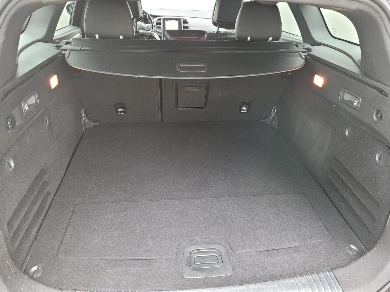 Renault TALISMAN Estate 1.3 TCe S-Edition | Bose | Stoelverw/koeling | HUD | Adap Cruise | 19"