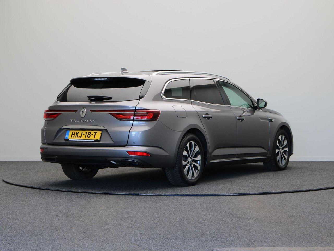 Renault TALISMAN Estate 160pk TCe Business Intens | Panorama dak | Elektrische achterklep | Achteruitrijcamera | Parkeersensoren voor en achter | Navigatie |