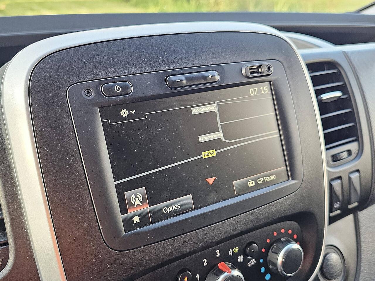 Renault TRAFIC 2.0 dCi 145 T29 L2H1 Comfort metallic, airco, automaat, navi, pdc, 110 dkm.