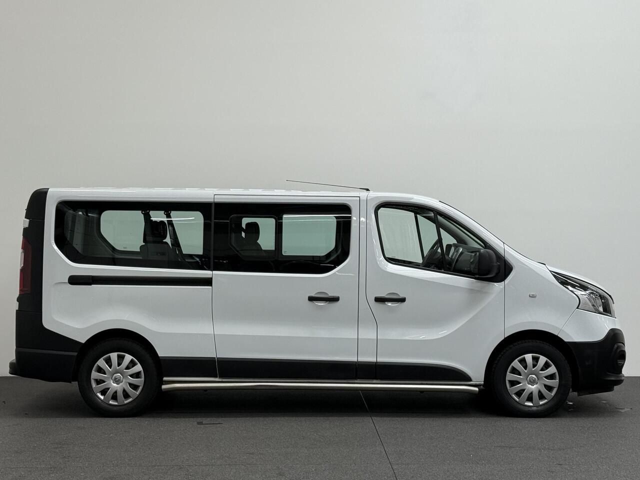 Renault TRAFIC Passenger 1.6 dCi Grand Zen Energy 9-PERSOONS personenbus Incl. BTW/BPM Airco Navi Cruise Control