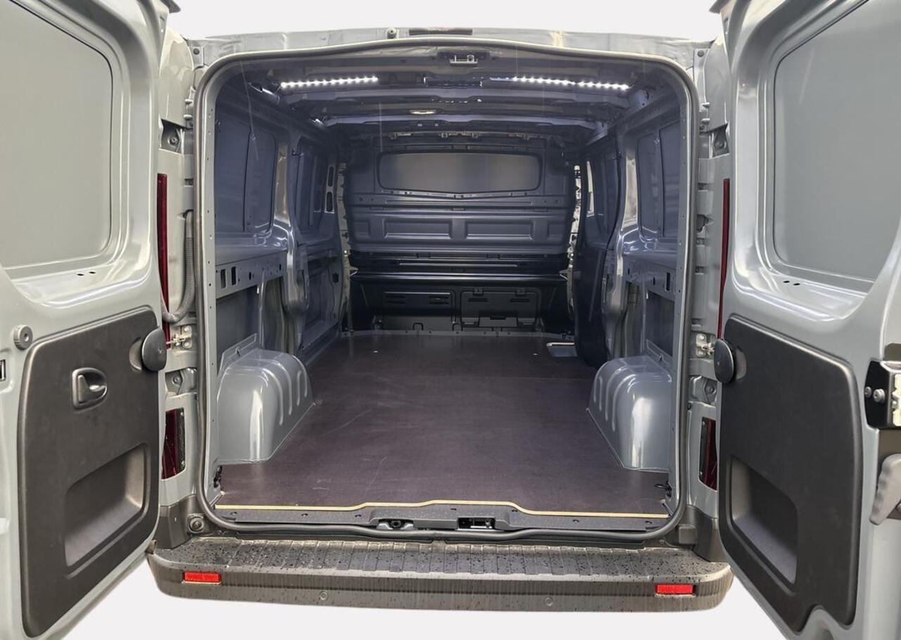 Renault TRAFIC 2.0 Blue dCi 170 T30 L2H1 Extra - Reservewiel / Alarm / 17\" lichtmetalen velgen 'Avens Noir Diamantée' in aluminium en zwart,Houten laadvloer