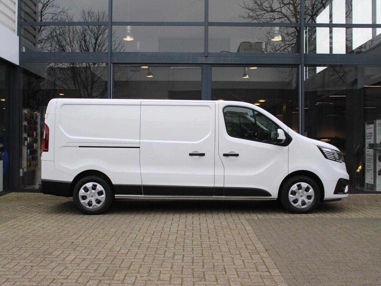 Renault TRAFIC 2.0 dCi 130 T30 L2H1 Work Edition / DEALER ONDERHOUDEN / TREKHAAK / NAVI / PARKEERSENSOREN / CLIMATE CONTROL / APPLE CARPLAY / ANDROID AUTO / REGENSENSOR