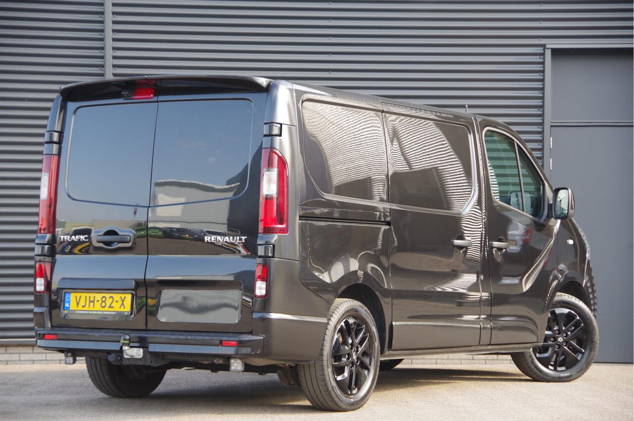 Renault TRAFIC 2.0 dCi SPORT 170PK AUT. LED, 2X SCHUIFDEUR, TREKHAAK, LEDER, CAMERA, NAVI, CRUISE, CLIMA, PARKEERSENSOREN, APPLE CARPLAY