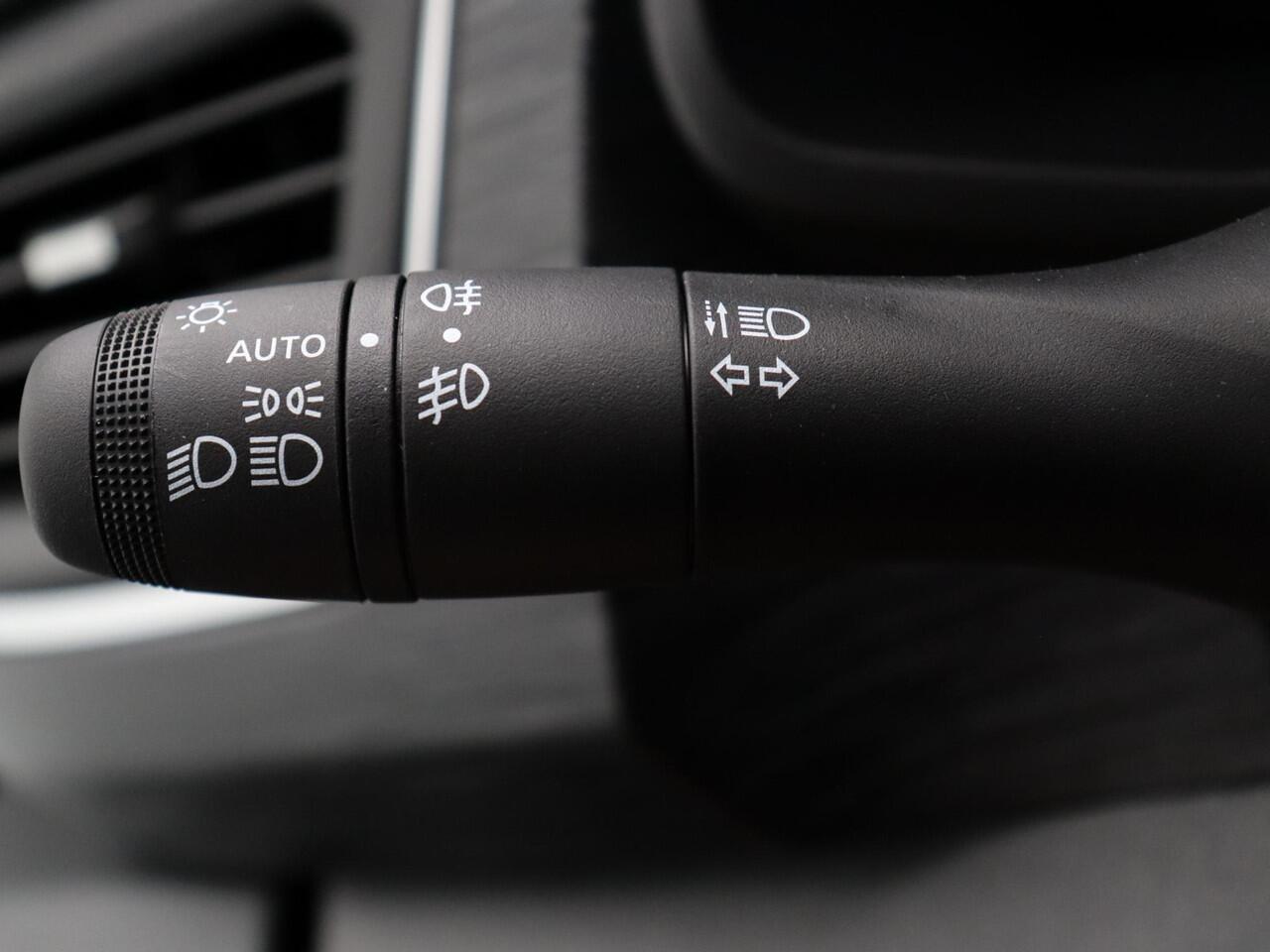 Renault TRAFIC 2.0 Blue dCi 150 EDC T30 L2H1 Extra | Anniversary | Sidebars | Zwarte logo's | Glasslook |